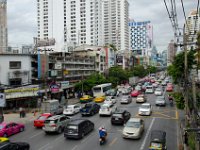 DSC 1106  La voiture reste le mode de transport le plus utilisé et fait de Bangkok une ville très polluée