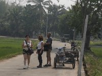 Dans les rizières à proximité de Country Retrait : Campagne, Nous