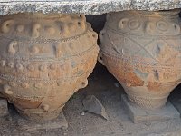 Pythoi à panse globulaire