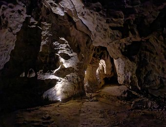 Galerie de la carêne, au fond passage du crime