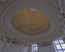 Grand escallier - Les groupes d'Anges de Philippe de Cluyster