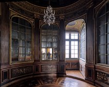 Le cabinet aux miroirs