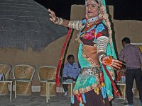 Danseuse hijra  hijra désigne dans la culture indienne le 3ème sexe, individu considéré comme n'étant ni homme ni femme