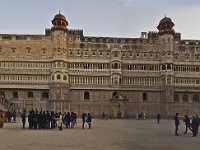 Façade principale des palais  vue issue de l'assemblage de 2 images