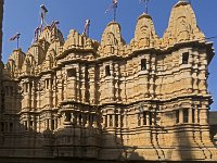 Temple jaïn  Ils sont construits en gré jaune, mais l'intéreiur est en marbre blanc