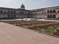 Le palais des miroirs et l'anguri Bagh (jardin des vignes)