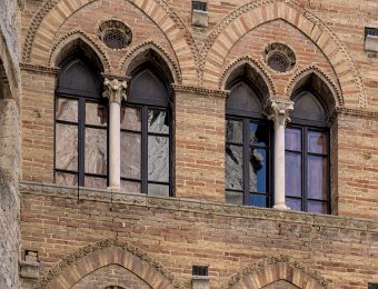 Via San Giovanni- Façade du palazzo Pratellesi