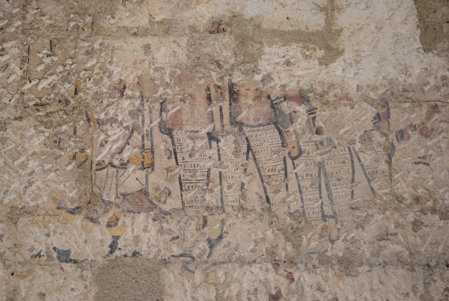 Eglise abbatiale - Vestiges de peintures murales