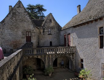 La cour intérieure vue de la terrasse supérieure