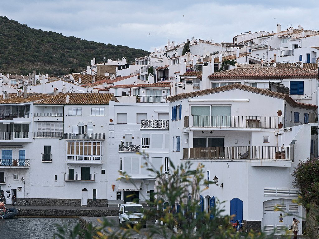 Maisons du village dans la colline