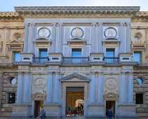 Palais de Charles V - Façade et entrée