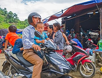 On vient au marché en famille