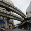 DSC 0938  La station du Sky Train de Ratchadamri