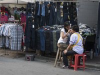 Un monsieur également